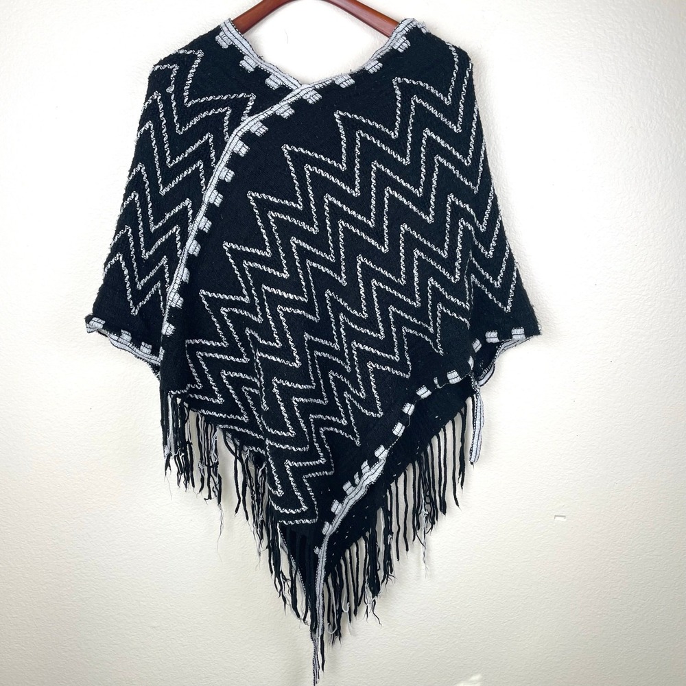 Poncho Sz XL Fringe Oversized Cottage Festival Whimsigoth Boho Southwestern
